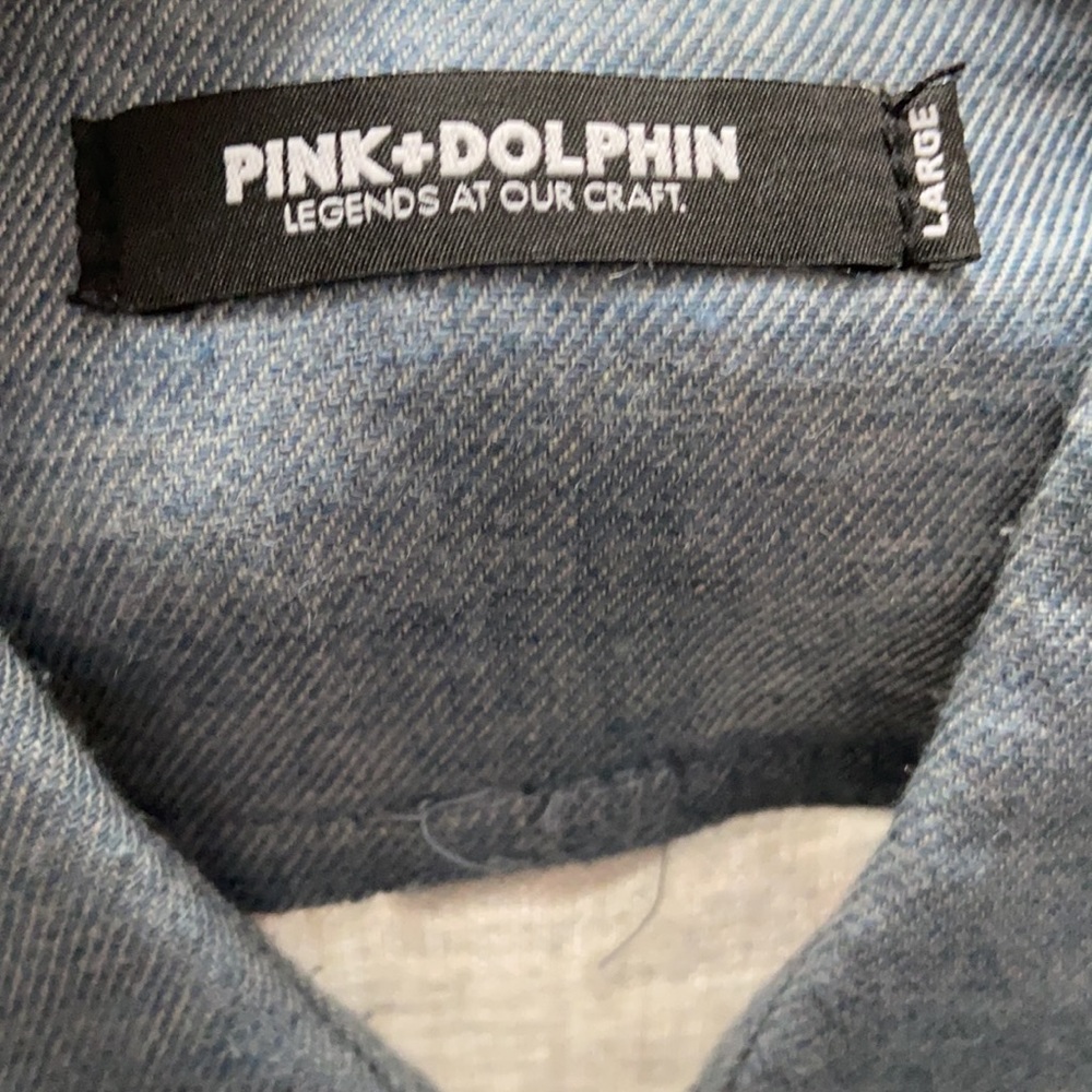 Pink dolphin - Picture 2 of 2